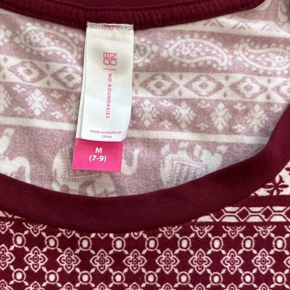 No Boundaries Burgundy Tshirt M - Picture 3 of 3